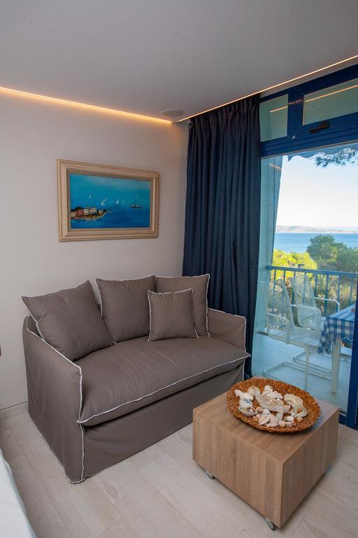 The One Sounio Apartment ซูนิโอ ภายนอก รูปภาพ